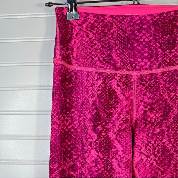 IVL Collective Athletic Yoga Leggings Got Pink Snake Print Sz 4 - Picture 3 of 10